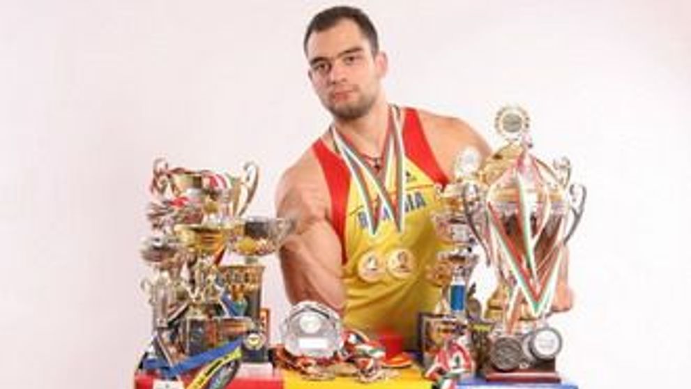 Ion Oncescu, campion mondial la skandenberg, LIVE pe www.acasatv.ro!
