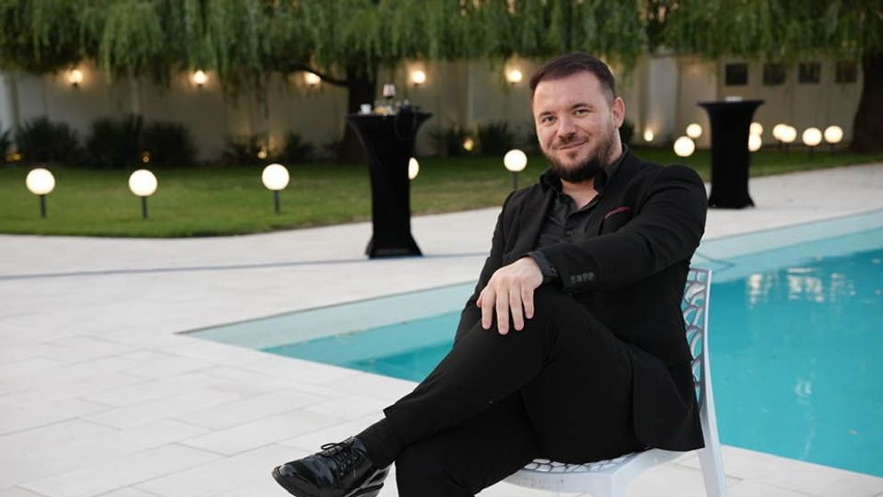 Mile Povan a murit! Cântărețul de muzică populară avea doar 31 de ani