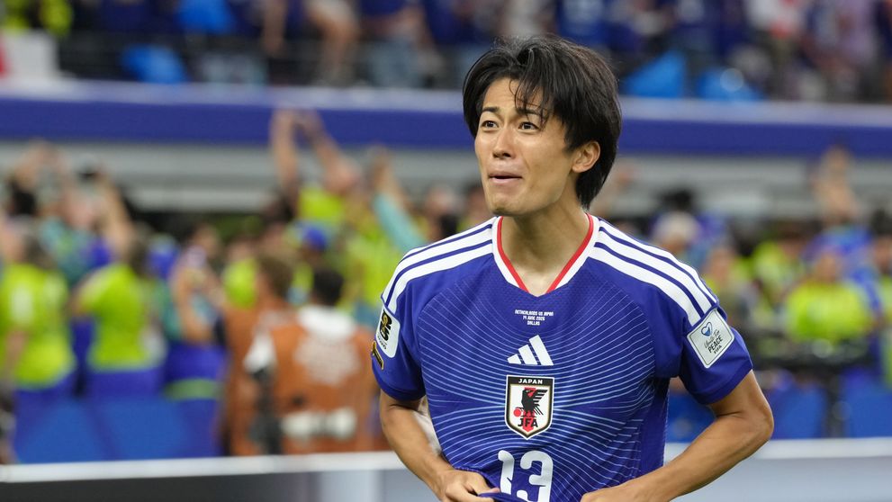 Cine e Keito Nakamura, cel mai seducător fotbalist din naționala Japoniei. Vorbește trei limbi, este singur și s-a remarcat cu ținuta bizară de la Cupa Mondială 2026