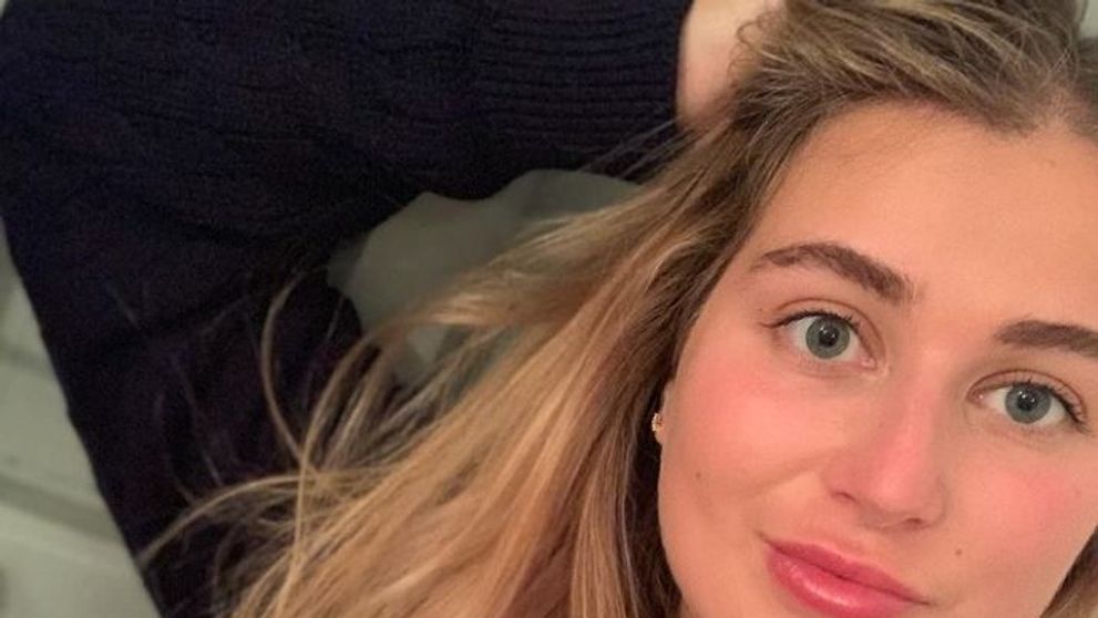 Fiica miliardarului rus Roman Abramovich s-a logodit. Sofia și alesul inimii ei au sărbătorit pe o insulă din Marea Caraibelor