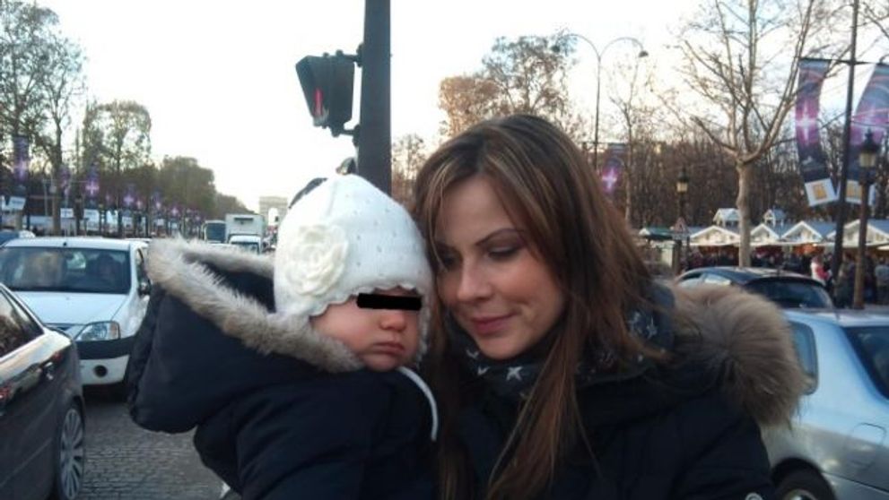 Doinita, fosta colega a Laviniei Parva din trupa Spicy, nu se intoarce in showbiz. Este mamica si viseaza la propria ei afacere