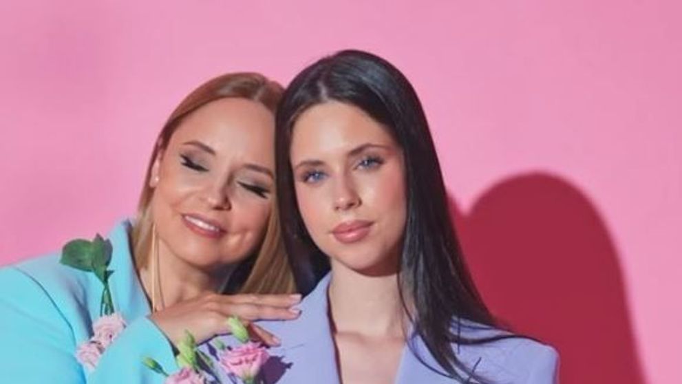 Andreea Marin și fiica ei, implicate într-o controversă legată de bursa primită de Violeta