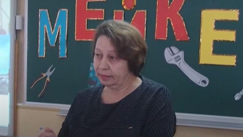 Directoarea unei școli din Melitopol, închisă împreună cu alte colege într-un garaj de către soldații ruși