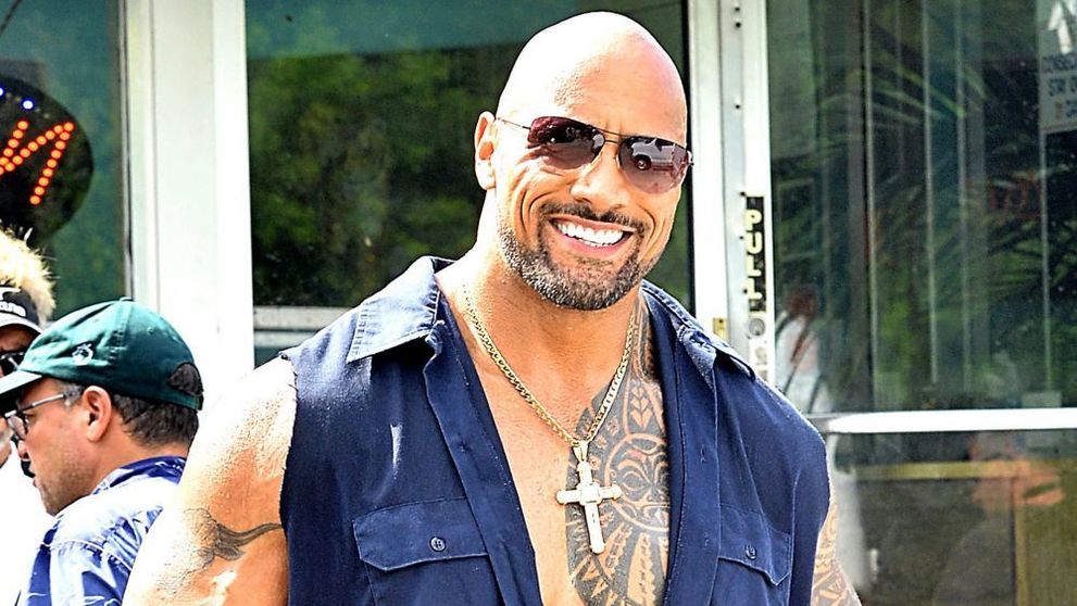 Dwayne Johnson nu a fost intotdeauna atat de musculos. Cum arata inainte sa devina 