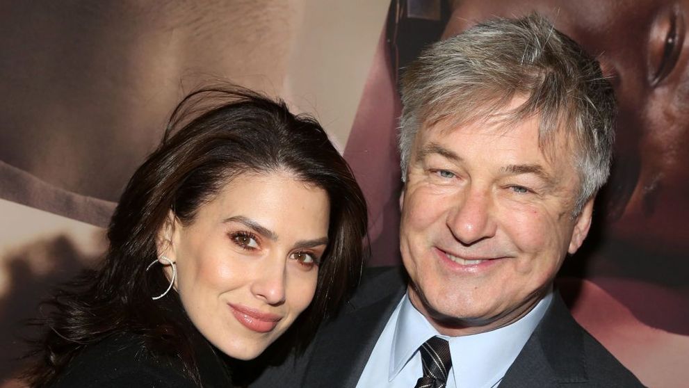 O imagine adorabilă de familie. Alec Baldwin i-a spus bun venit celui de-al șaselea copil