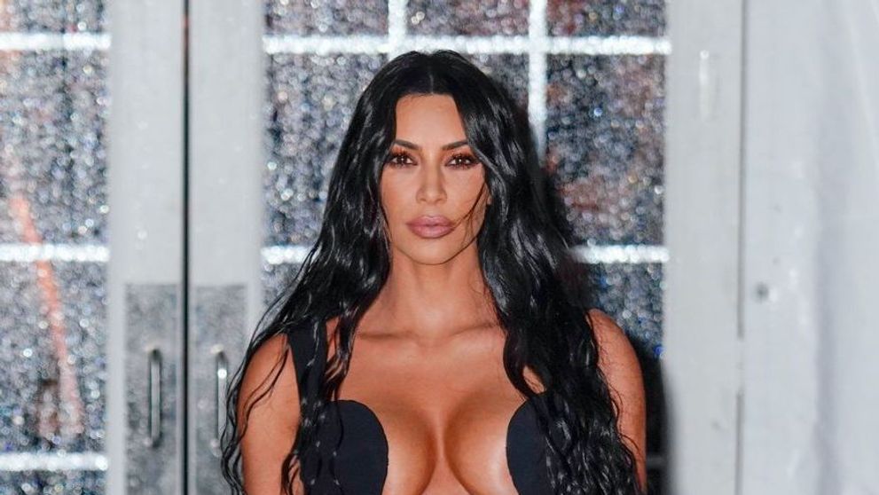 Kim Kardashian a participat la cea mai complicată sedință foto: 