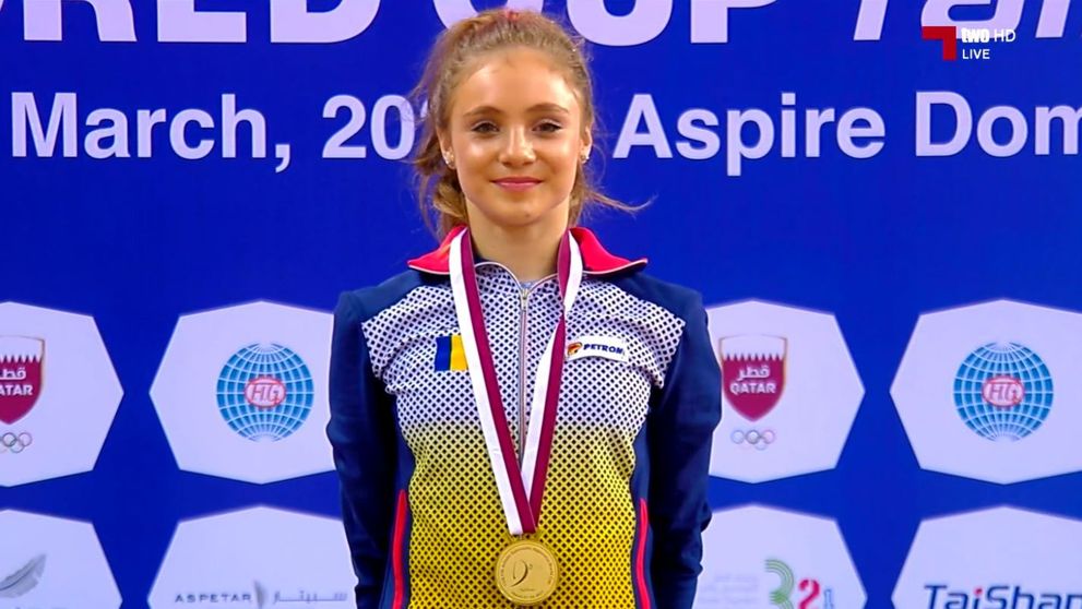 Prin ce greutăți a trecut Sabrina Voinea, sportiva medaliată cu aur la Doha. Declarațiile mamei sale scot la iveală un adevăr trist din gimnastica românească