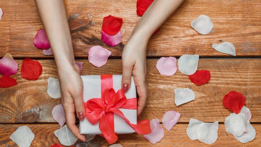 (P) Inspirație pentru Valentine's Day: ce să îi oferi partenerei, pentru a o face să se simtă iubită și importantă
