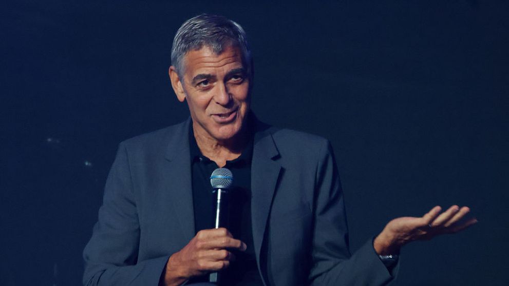 Reacția amuzantă a lui George Clooney când a fost întrebat de jaful de la Luvru. Actorul e renumit pentru aparițiile în franciza cu filme despre hoți