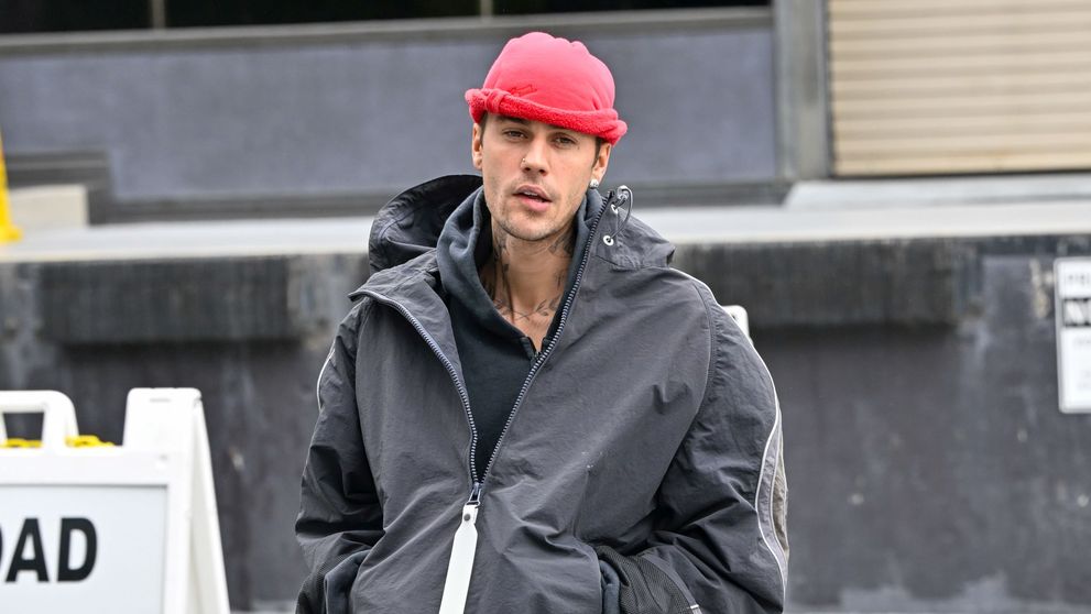 Fanii își fac din nou griji pentru Justin Bieber. Artistul, reacție dură în fața paparazzilor
