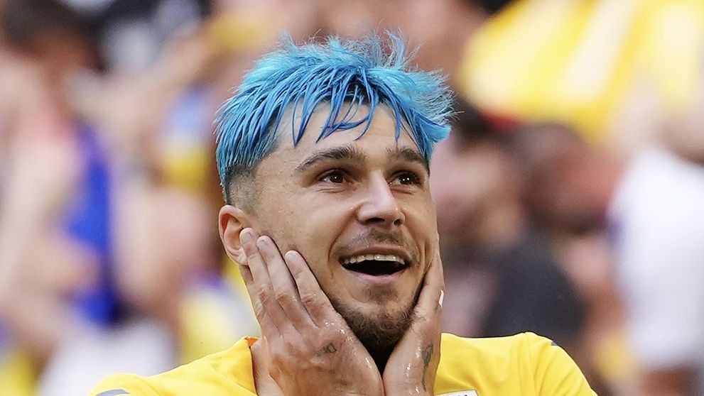 Ce spun italienii despre Andrei Rațiu, tricolorul cu păr albastru: 