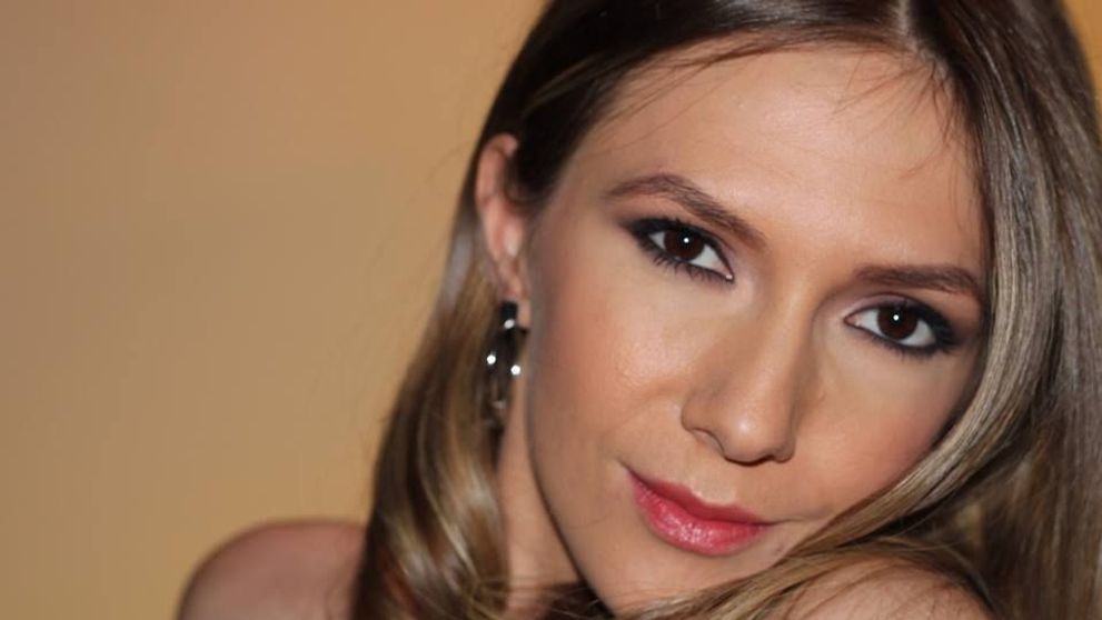 Adela Popescu si-a surprins toti fanii: 