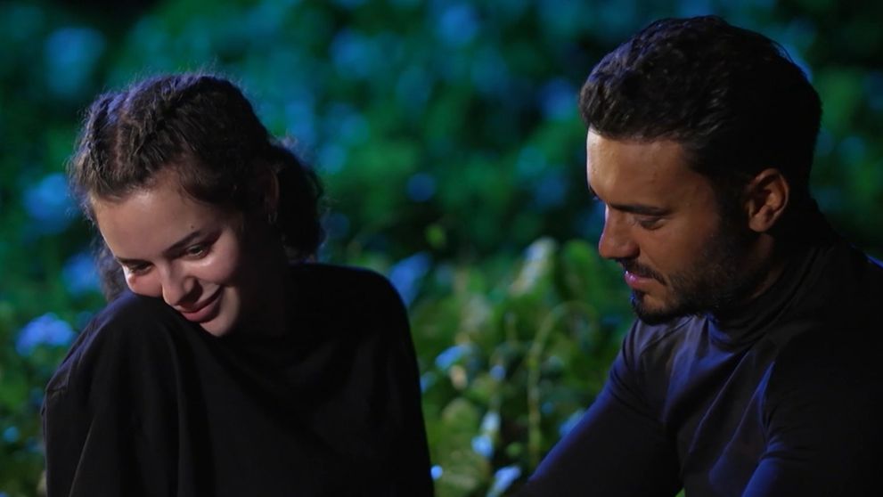 Ce a apărut pe Instagramul Oanei Ciocan, după ce Jador a cerut-o în căsătorie la Survivor All Stars. Imaginea care a stârnit un val de reacții