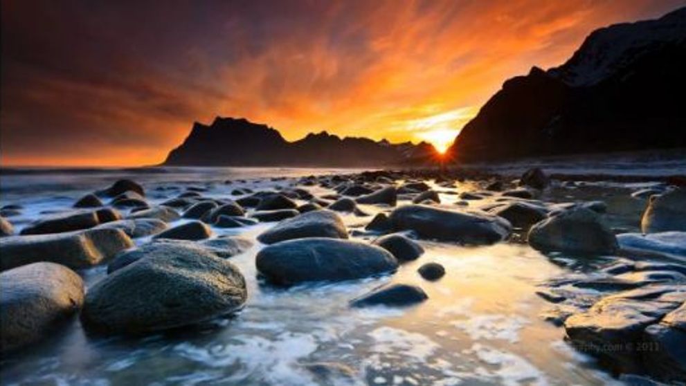 SPLENDID!  Lumina arctica - un fenomen natural miraculos! Vezi VIDEO!