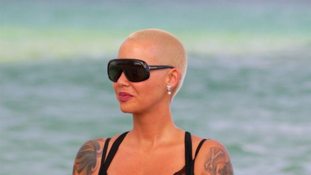 Amber Rose a socat din nou. A aparut goala pe internet, iar criticile sunt multe: 