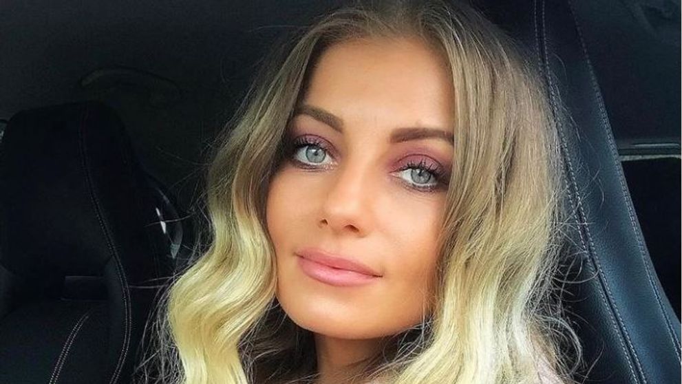 Sylvia Sîrbu, ipostaze incendiare pe Instagram. Cum se lasă fotografiată prima soție a lui Andrei Ștefănescu