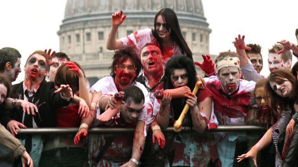 Mai multi zombie raniti pe platourile de filmare de la 'Resident Evil'. Paramedicii au fost socati de ce au gasit :)