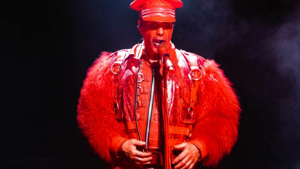 TILL LINDEMANN, solistul celebrei trupe Rammstein, la București  într-un concert din turneul „Meine Welt”