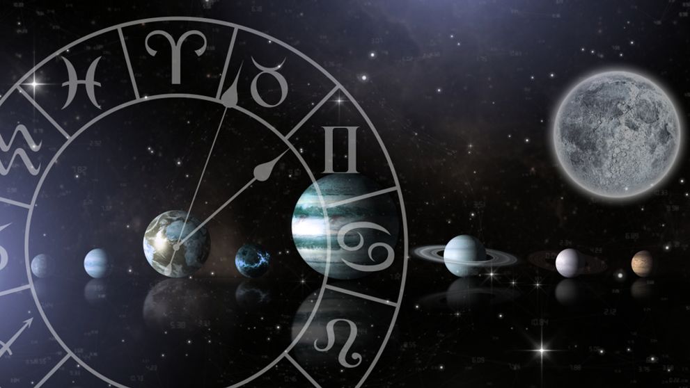 Pe 7 ianuarie 2026, Universul orchestrează o întâlnire de intensitate remarcabilă între Venus, planeta iubirii, și Marte, planeta acțiunii, a dorinței și forței vitale! Ce zodii profită cel mai tare