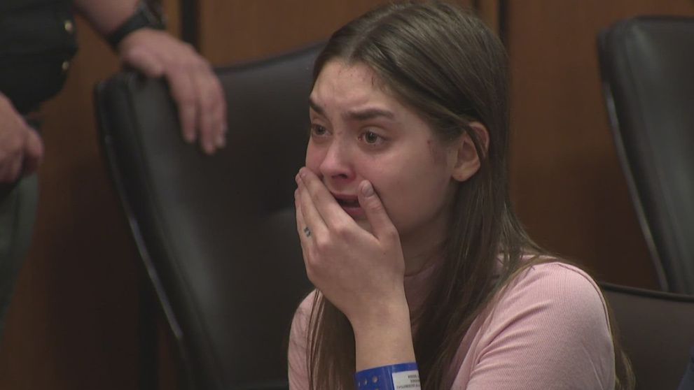 Mackenzie Shirilla, care a primit două condamnări la închisoare pe viață, selfie din spatele gratiilor! Mulți spun că și-ar fi injectat și acid hialuronic în buze