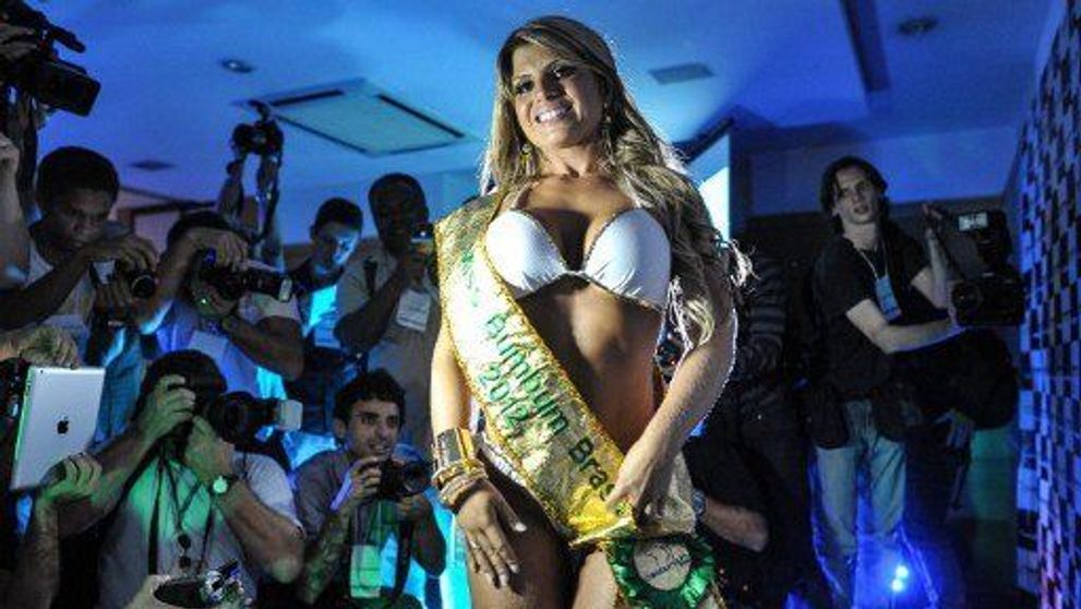 Ea este Miss Bumbum 2012, posesoarea celui mai frumos posterior