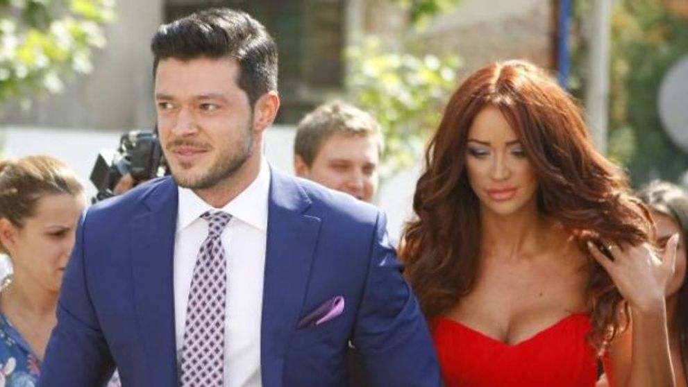 A fost mereu o prezenta discreta, ascunsa de ochii presei. Ce spune mama lui Victor Slav despre nora ei, Bianca