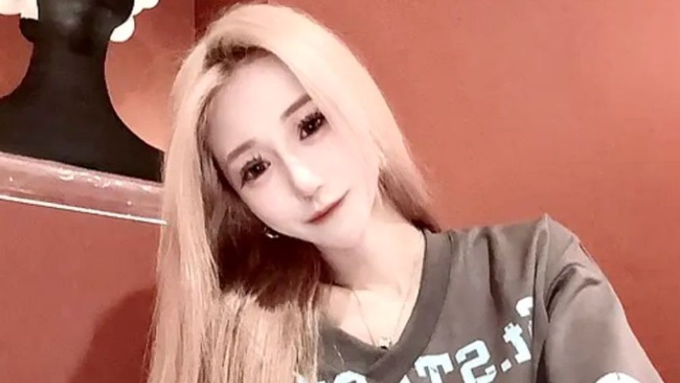 Irene, o influenceriță în vârstă de 23 de ani, a fost ucisă de iubitul ei într-o scară de bloc. Incredibil ce a putut să facă criminalul după ce și-a înjunghiat partenera în gât