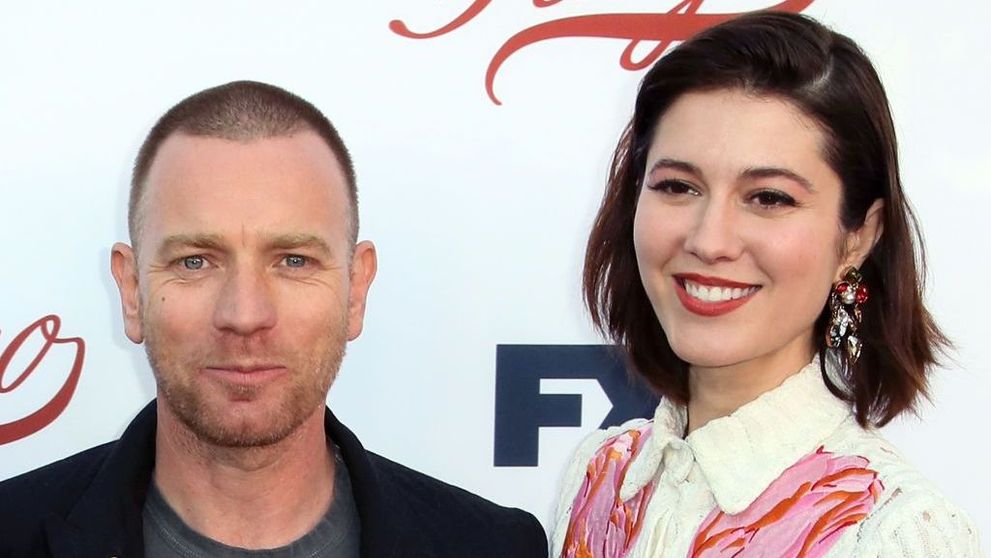 S-a aflat secretul. Ewan McGregor și iubita lui cu 14 de ani mai tânără au adus pe lume un băiețel