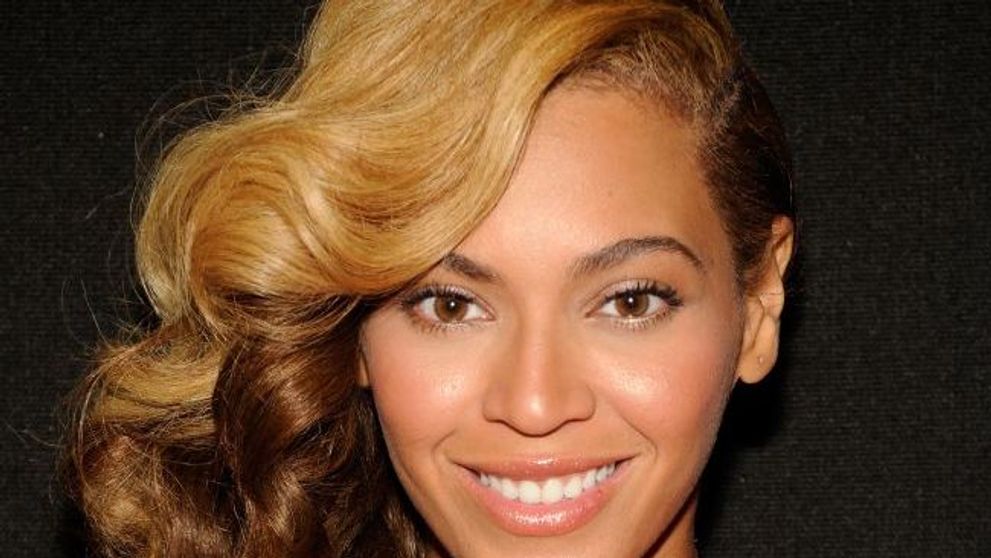 Beyonce reactioneaza dupa ce a fost acuzata ca a facut playback la investirea lui Obama