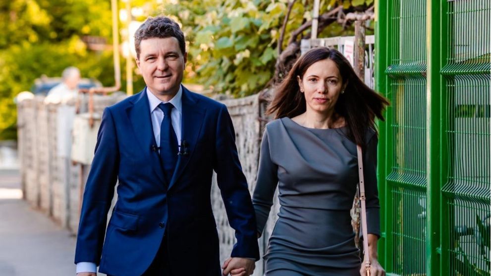 Sorana, ex-ASIA, o atacă public pe Prima Doamnă a României, după vizita acesteia în Austria: 