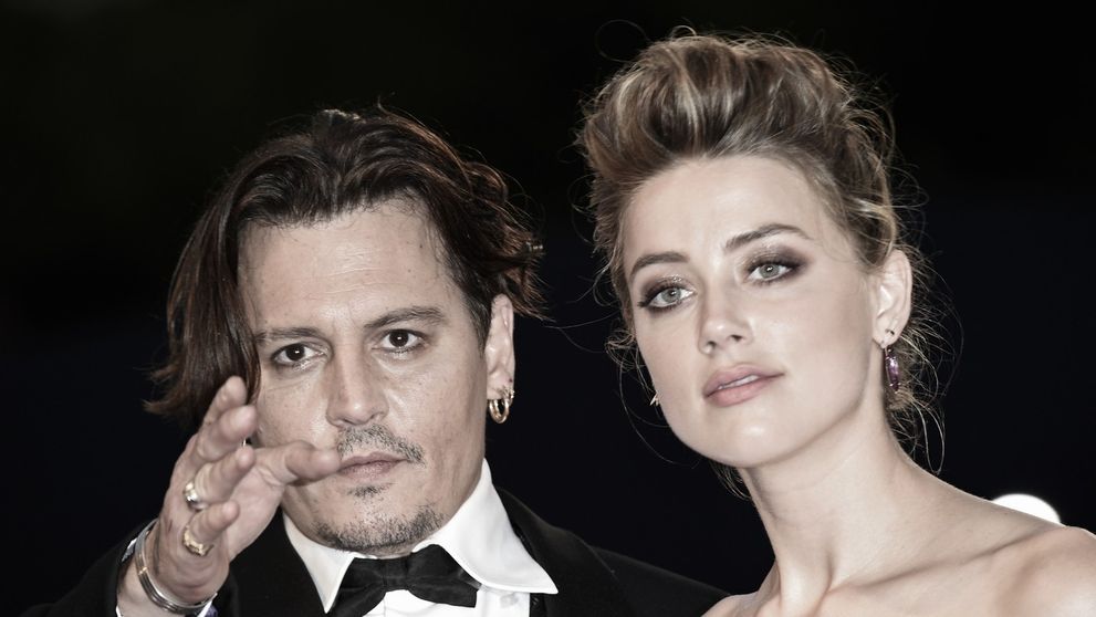 Amber Heard, fosta soție a lui Johnny Depp, este însărcinată. Ca și în cazulul primului ei copil, nimeni nu știe cine e tatăl sau... cum a fost conceput