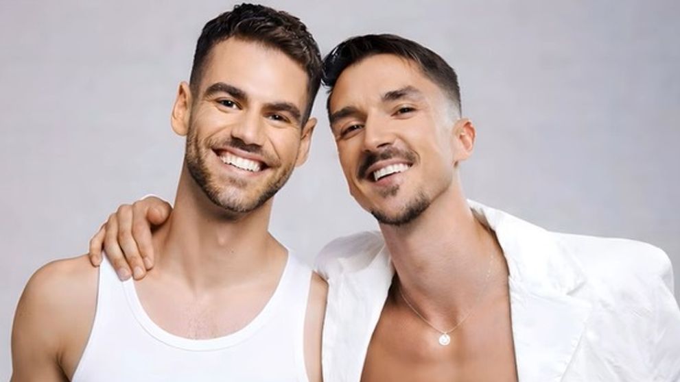 Emil Rengle și logodnicul său, Alejandro, s-au înscris la Eurovision. Cuplul are de gând să reprezinte România la cel mai important concurs de muzică din Europa. Cum sună piesa „Bailando solo”, pe care cei doi o vor cânta pe scenă