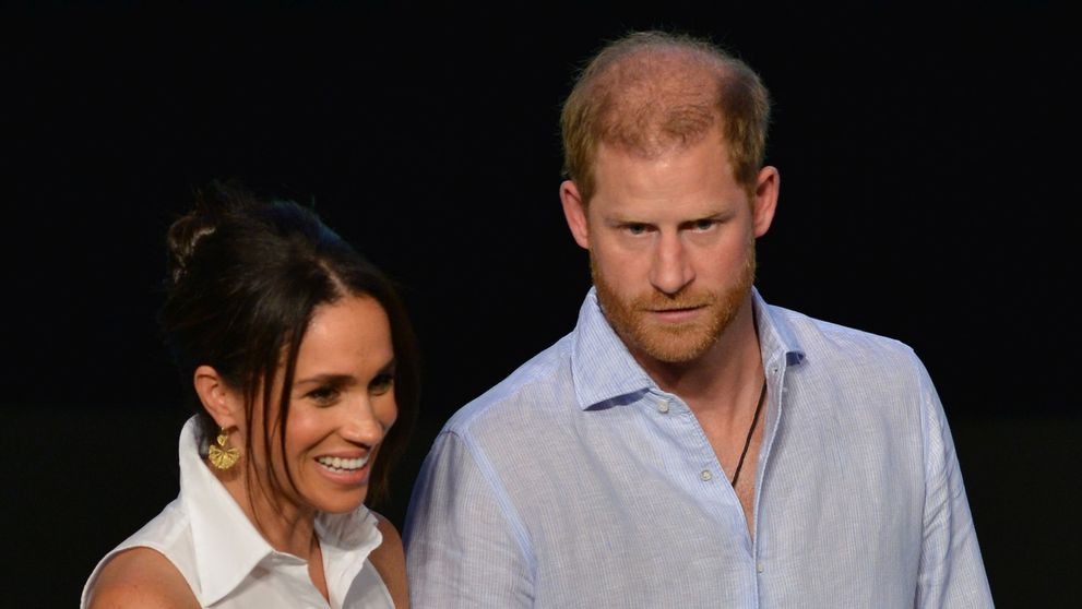 O filmare din intimitatea cuplului Meghan Markle - Prințul Harry, studiată de experții în limbaj corporal: „Semn al tensiunii interioare”. Ce s-a întâmplat în relația lor?
