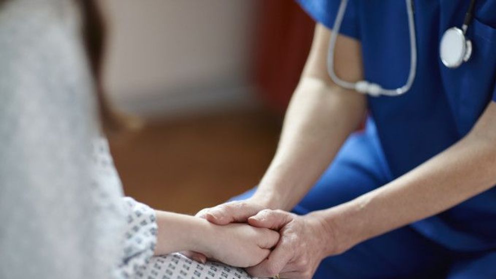 Donează pentru linia întâi: Poți contribui cu 2 euro prin SMS la numărul 8825, pentru protejarea salvatorilor