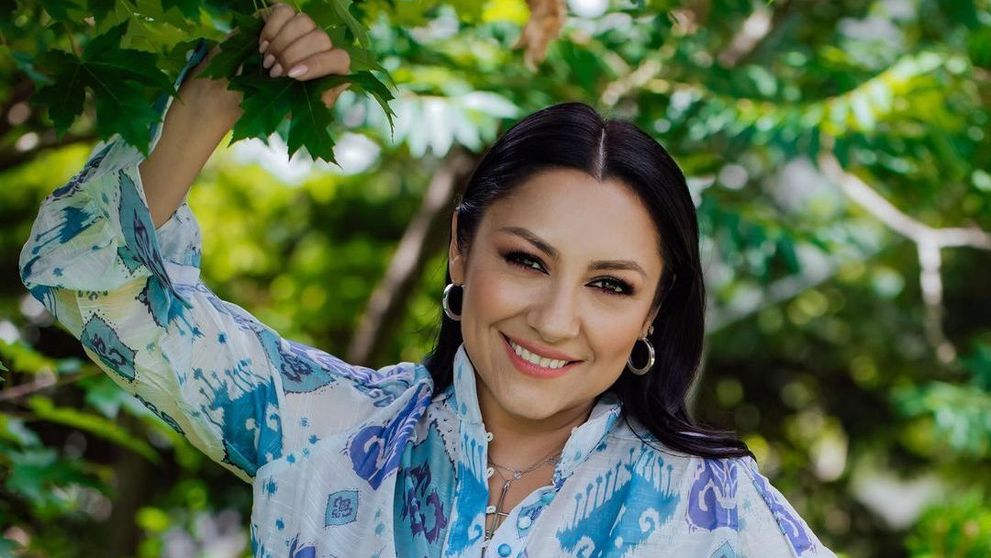 Andra, în vacanță împreună cu Eva și David. Cum au pozat la piscină
