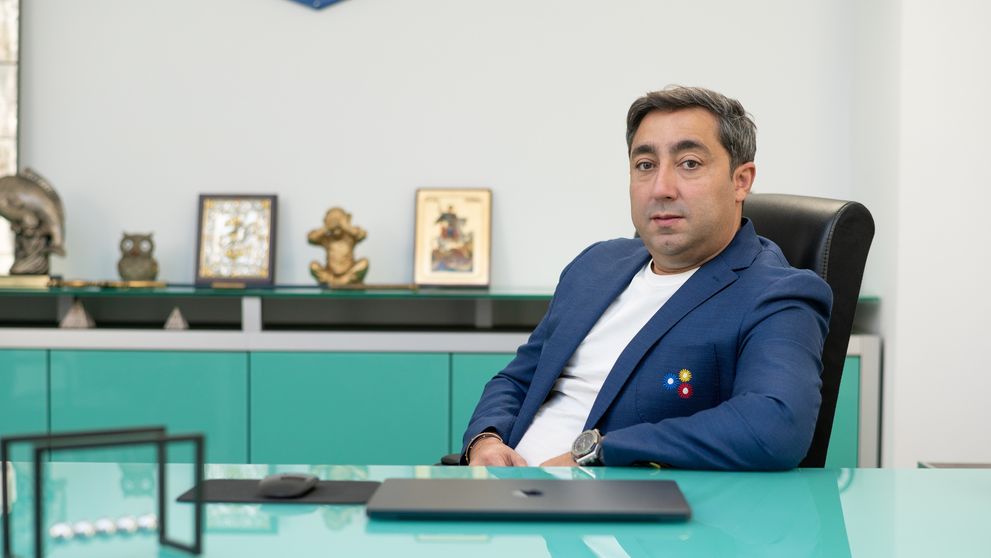 Gigel Păuneț, patronul unuia dintre cele mai mari lanțuri de shaormerii din România, intră sub acoperire în această seară: „Am un sentiment de mândrie, mă bucur de ce am putut să realizez, ținând cont de unde am plecat”
