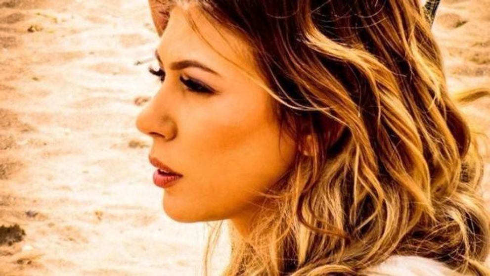 Este de nerecunoscut: nu a mai fost niciodata atat de blonda. Schimbarea de look cu care Sore si-a uimit fanii