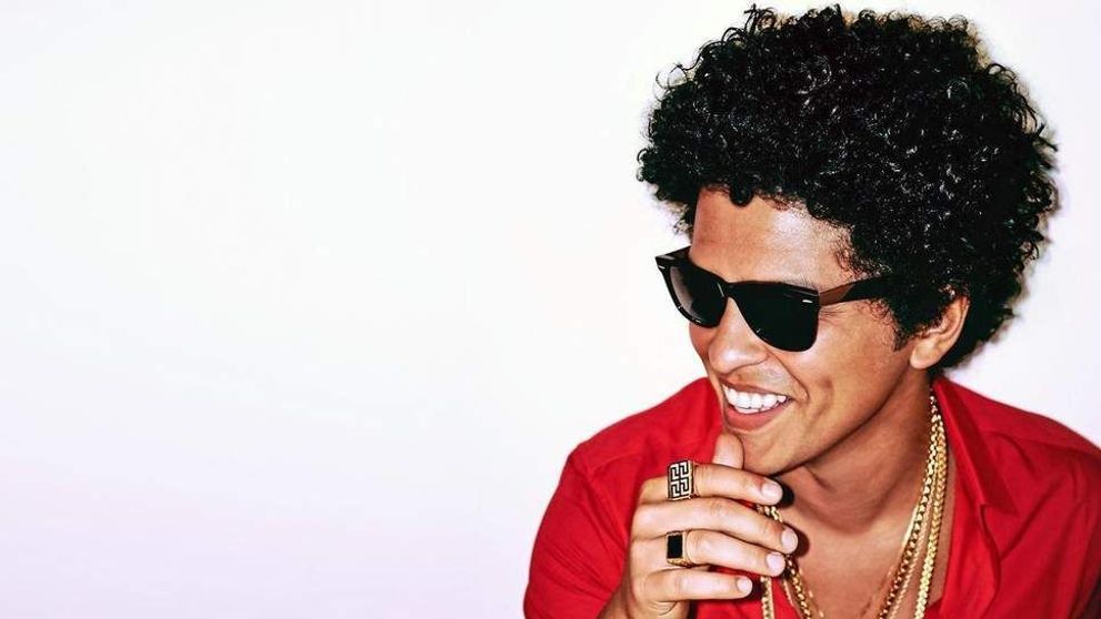 Bruno Mars a dat foc scenei din Glasgow. La propriu