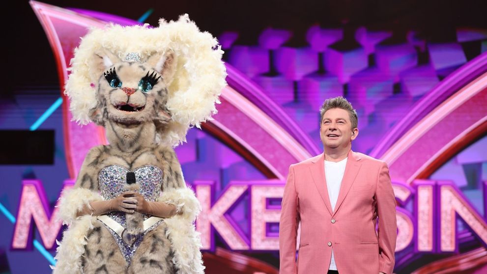 8 măști noi intră astăzi în show-ul Masked Singer România. Pisica îi bulversează pe detectivi