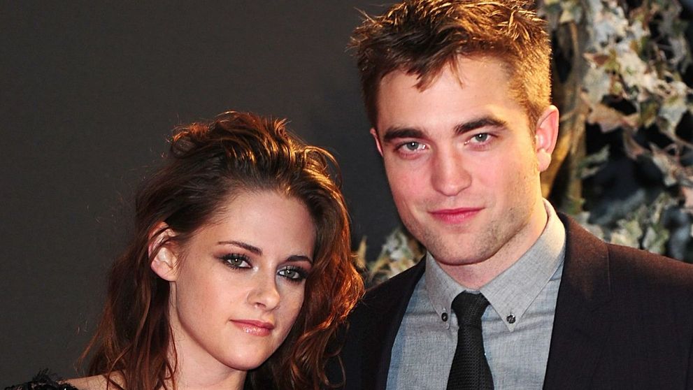 Kristen Stewart, adevărul despre povestea de dragoste cu Robert Pattinson: ”Era produs de marketing”