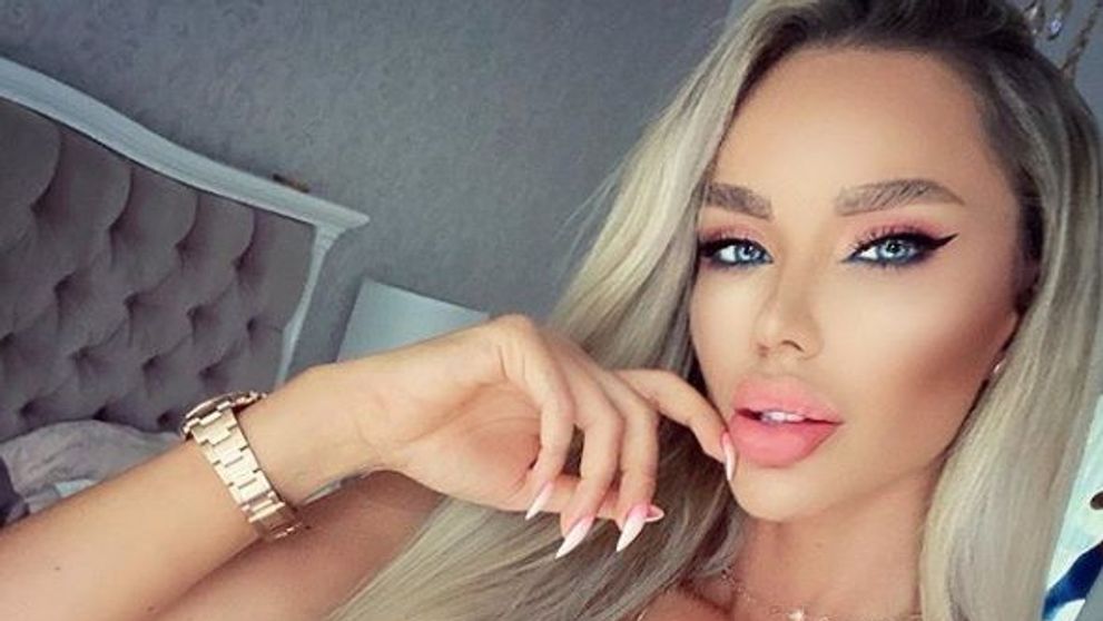 Bianca Drăgușanu, fotografiată în cadă! Imaginea a aduant aproape 10.000 de like-uri în doar câteva ore