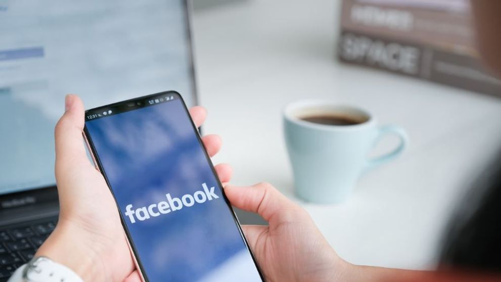Facebook a lansat Shops! Ce presupune această platformă și ce schimbări aduce?