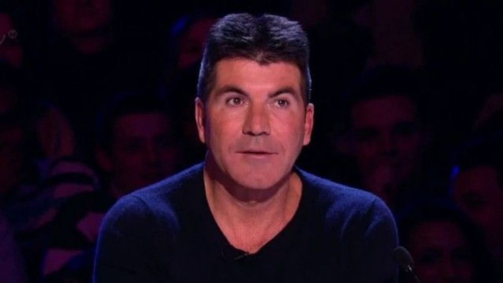 Simon Cowell, in tandreturi cu iubita lui insarcinata in Saint-Tropez. FOTO