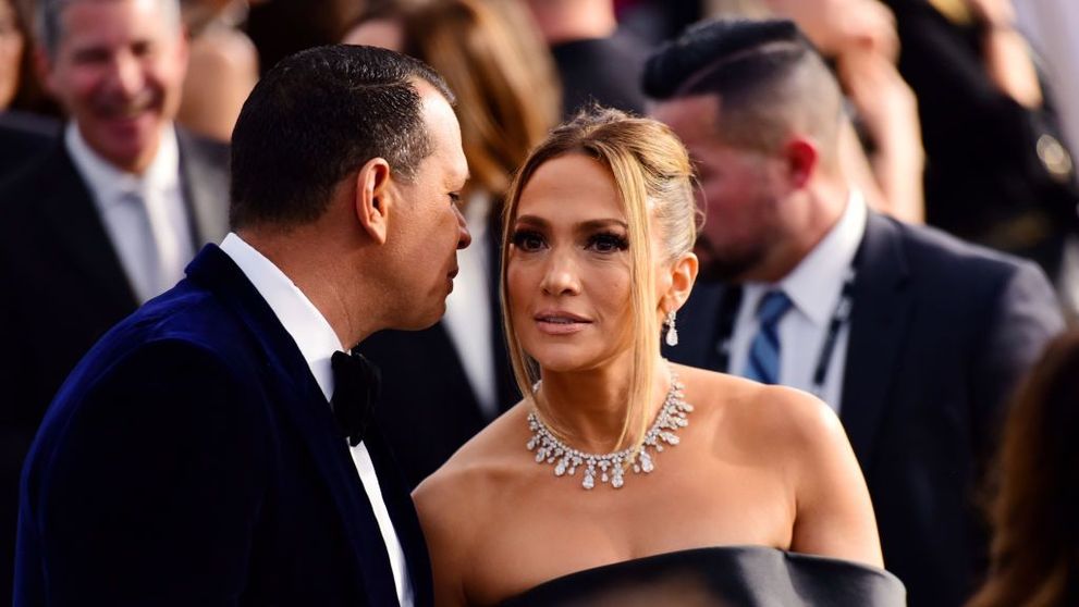 Jennifer Lopez îl reneagă pe Alex Rodriguez, bărbatul de care s-a despărțit în aprilie