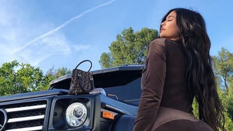 Un nou trend ia cu asalt Instagram-ul. Ce se intampla acum pe internet