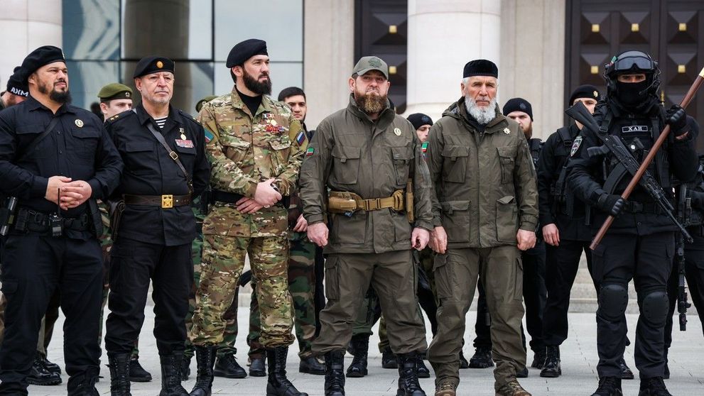 Ramzan Kadîrov ar fi ”extrem de bolnav”, dar refuză ajutorul medicilor din Rusia