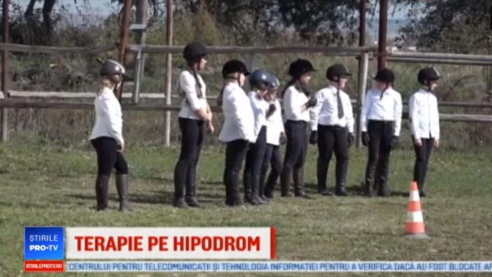 Progrese uimitoare pentru copiii cu autism sau Sindrom Down care fac terapie cu cai