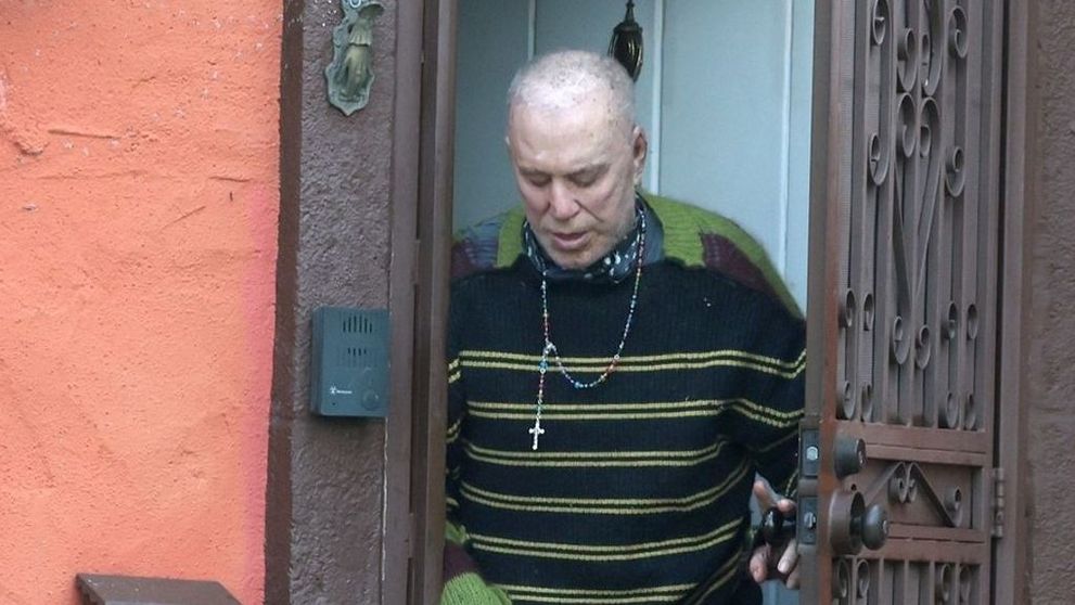 Suma exorbitantă de bani pe care Mickey Rourke o cere pentru o zi de filmare, după ce a fost dat afară din casă și a ajuns să locuiască într-o cameră de hotel. Devine milionar dacă îi sunt acceptate pretențiile financiare