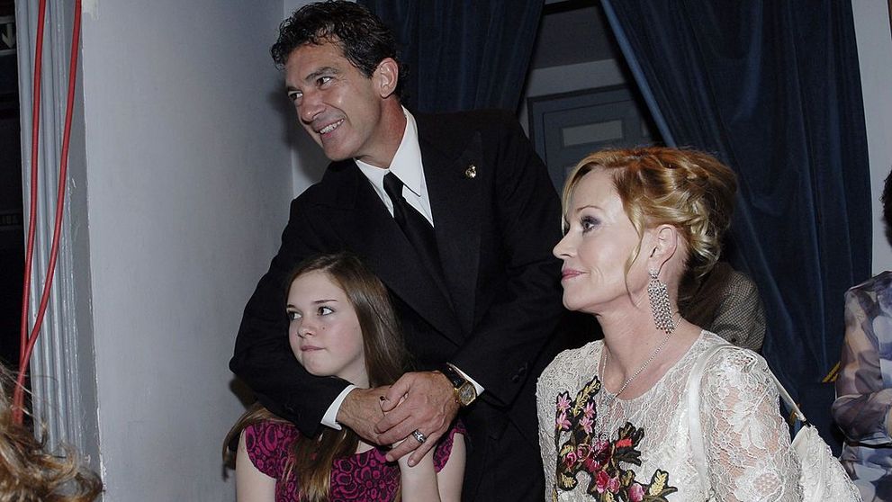 Cât de frumoasă este Stella Banderas, fiica lui Antonio Banderas din căsnicia cu Melanie Griffith