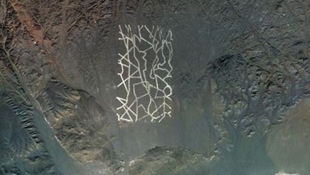Crezi ca este iluzie optica? NU. Sunt structuri misterioase descoperite de Google Earth in China! FOTO